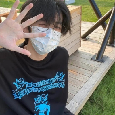 快手刷粉丝低价,qq刷赞网站刷赞免费版